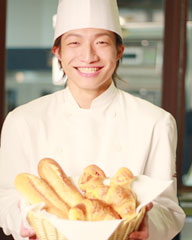 福岡ホテル・ウェディング＆製菓調理専門学校